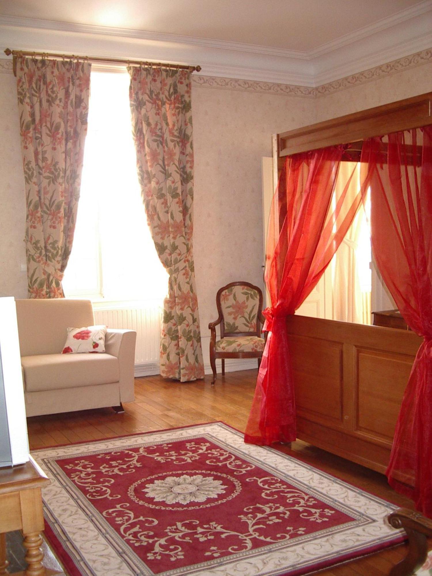Chateau De Montbraye Parigné-lʼÉvêque Dış mekan fotoğraf
