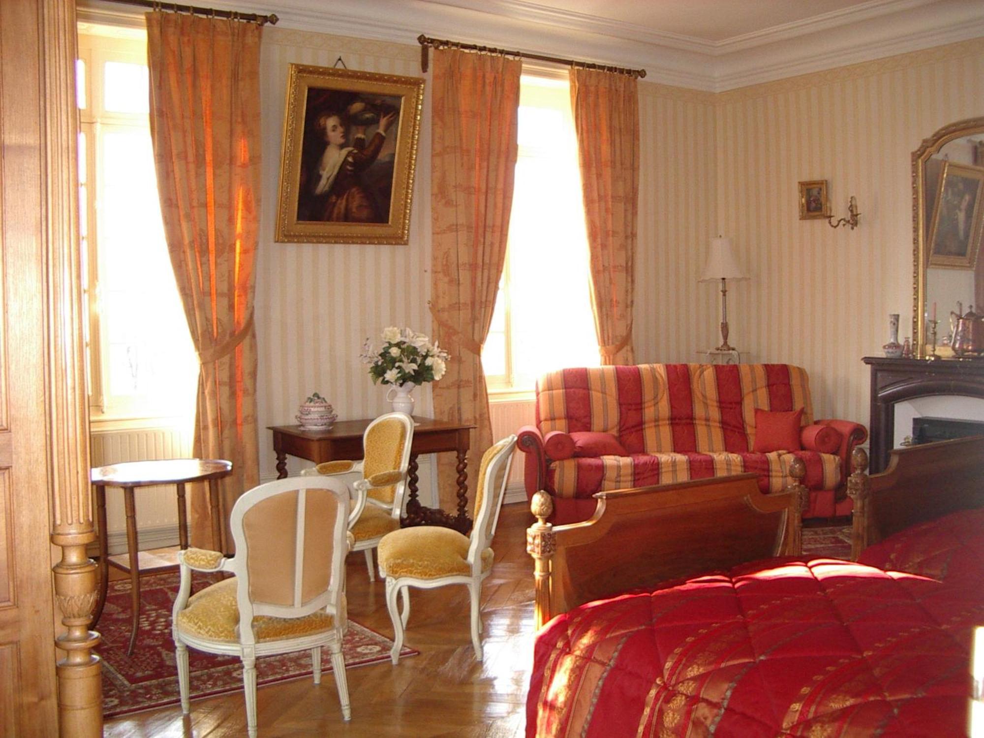 Chateau De Montbraye Parigné-lʼÉvêque Dış mekan fotoğraf