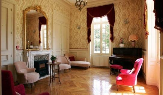 Chateau De Montbraye Parigné-lʼÉvêque Dış mekan fotoğraf